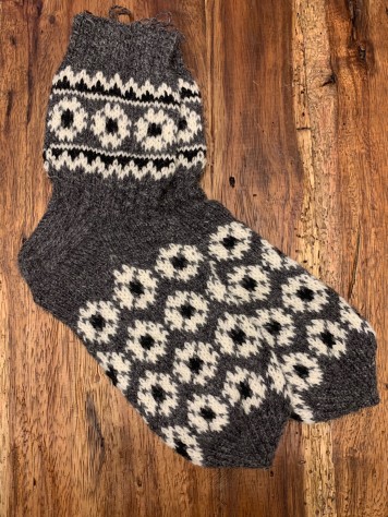 Vilnas zeķes ar Latvju rakstiem (40.izm.) #110